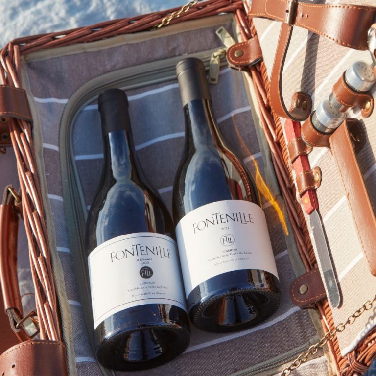 Vins Fontenille inclus dans le panier pique-nique des Hortensias du Lac
