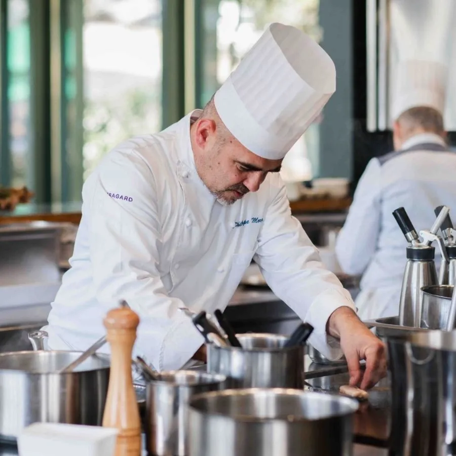 Le chef Phillipe Moreno en cuisine